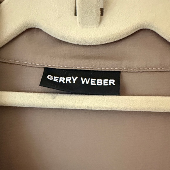 Beige Ruffled Button-Up Blouse - Picture 2 of 2